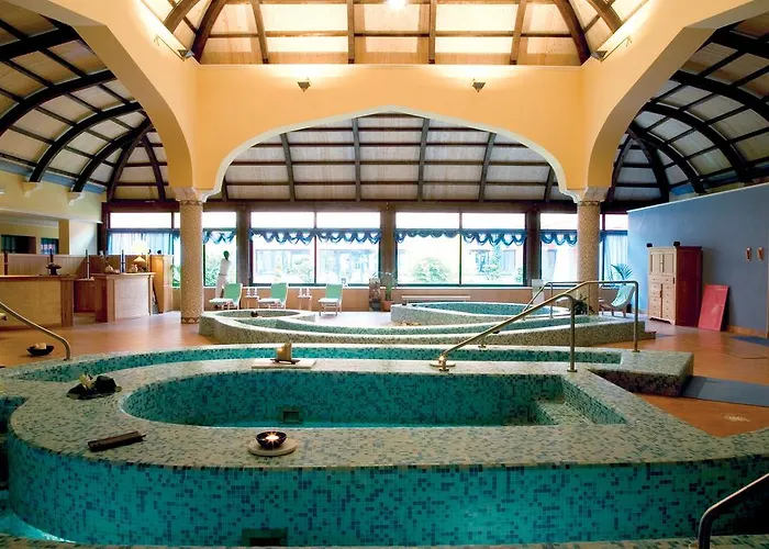 Igv Club Baia Samuele 4* سامبييري