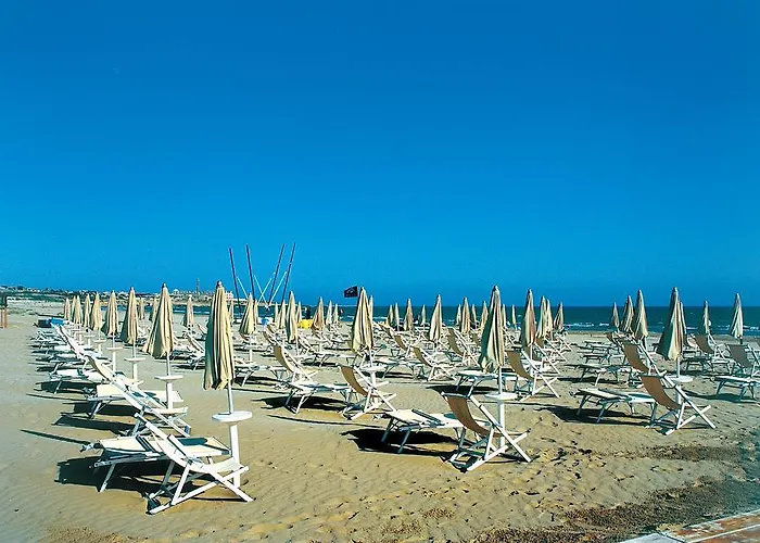 Igv Club Baia Samuele 4* سامبييري