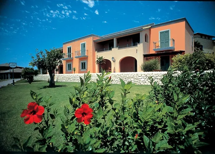 Igv Club Baia Samuele 4* سامبييري