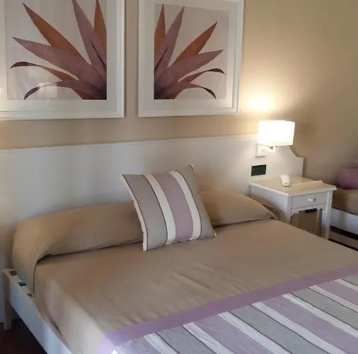 فندق Igv Club Baia Samuele 4*