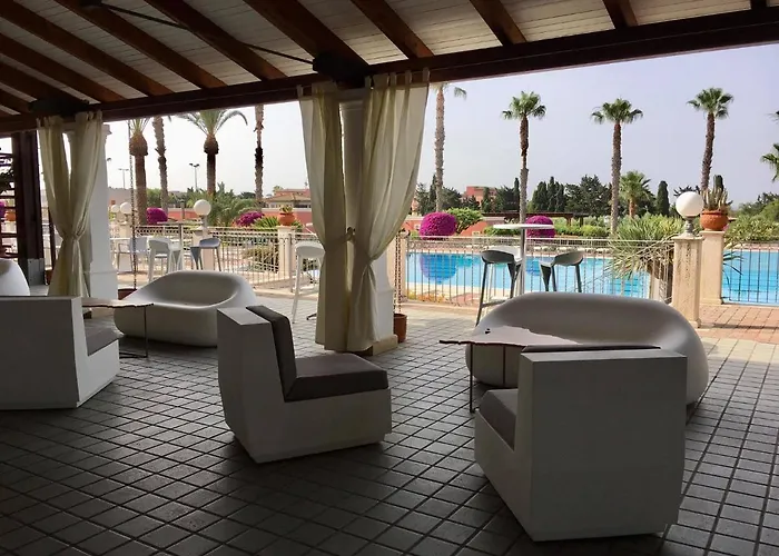 فندق Igv Club Baia Samuele سامبييري